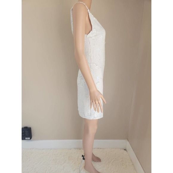 NWOT L'agence v-neck Sequin Mini Dress Size 2 White - Picture 3 of 10